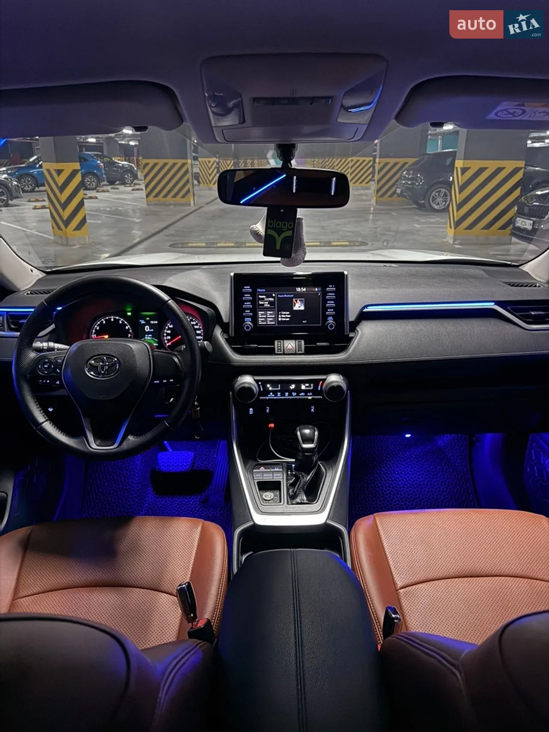 2018 Toyota RAV 4 - мініатюра 11