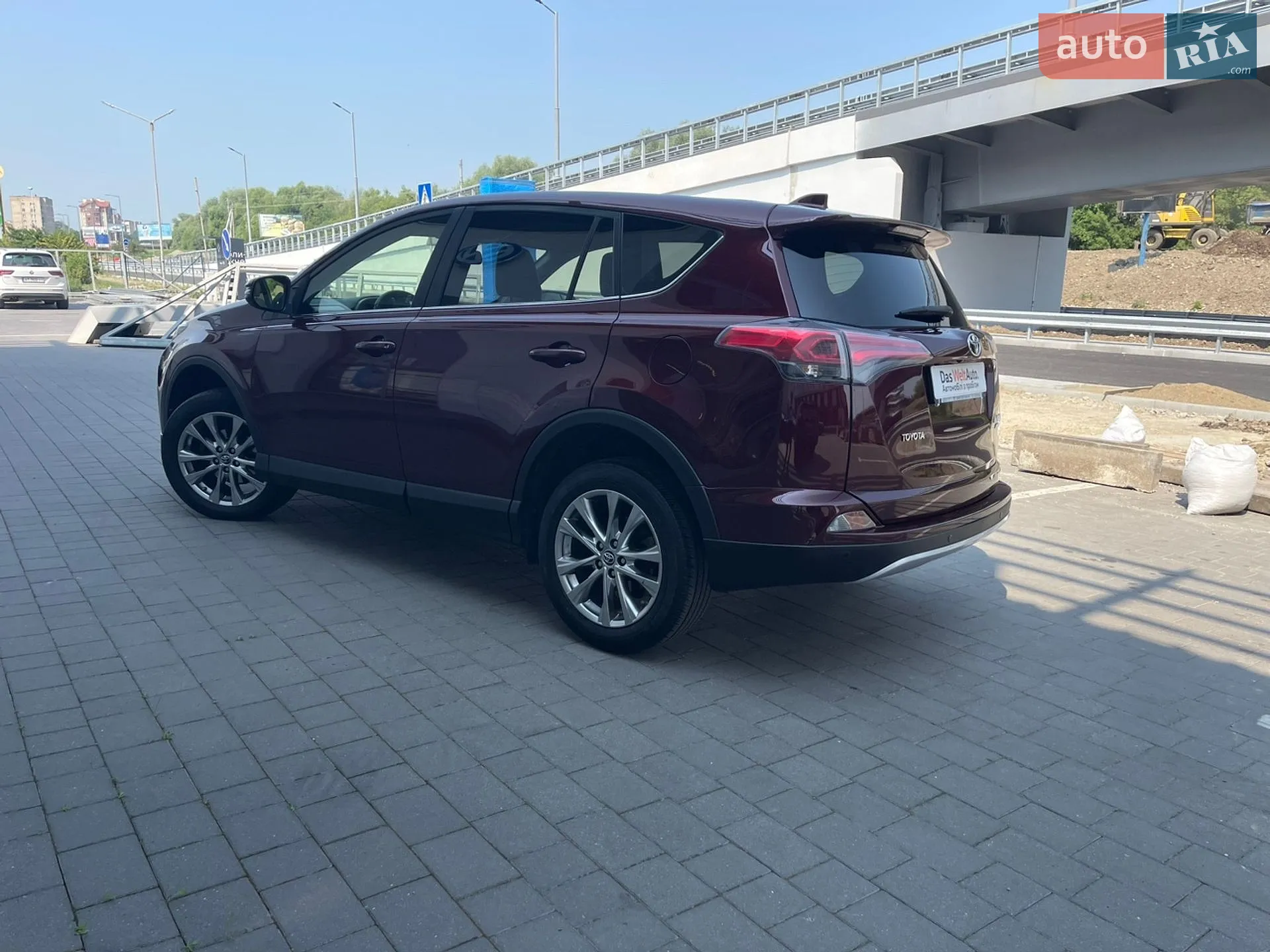 2016 Toyota RAV 4 - мініатюра 2
