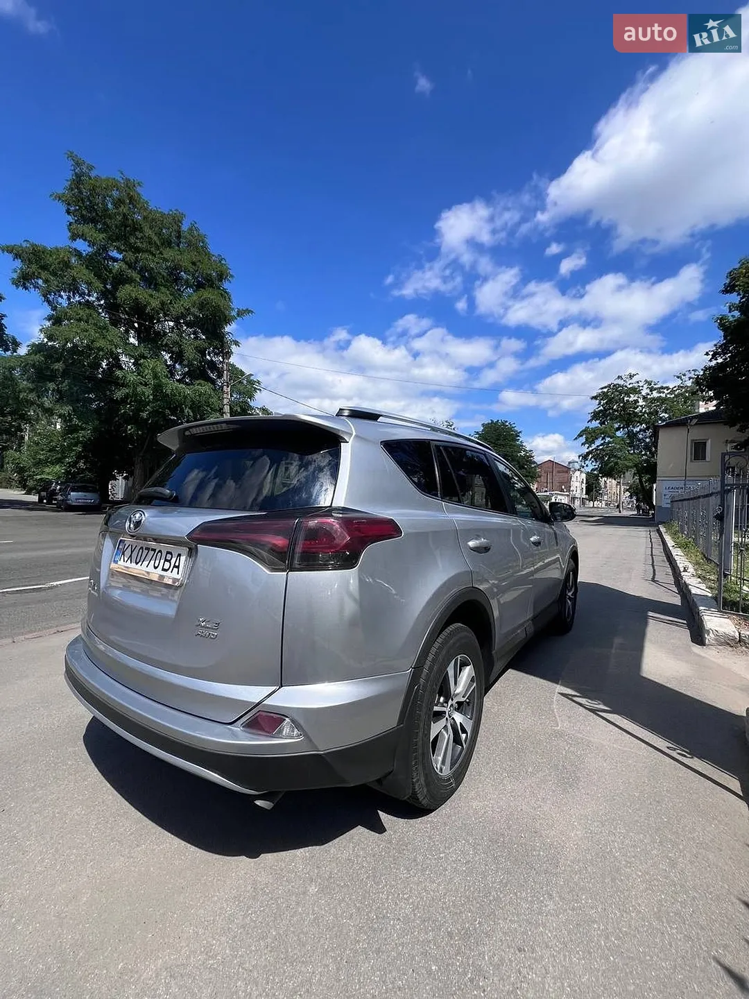 2016 Toyota RAV 4 - мініатюра 6
