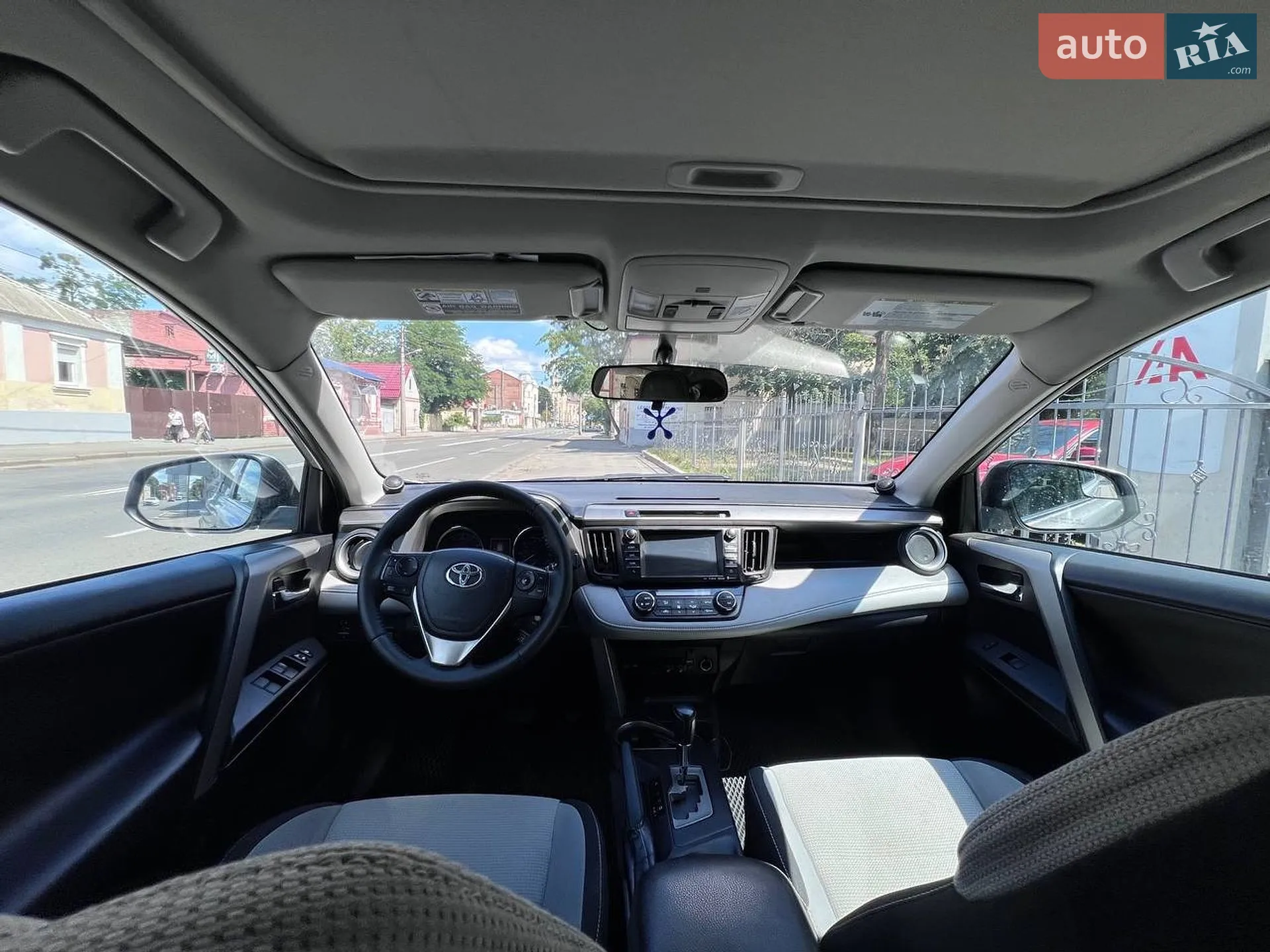 2016 Toyota RAV 4 - мініатюра 11