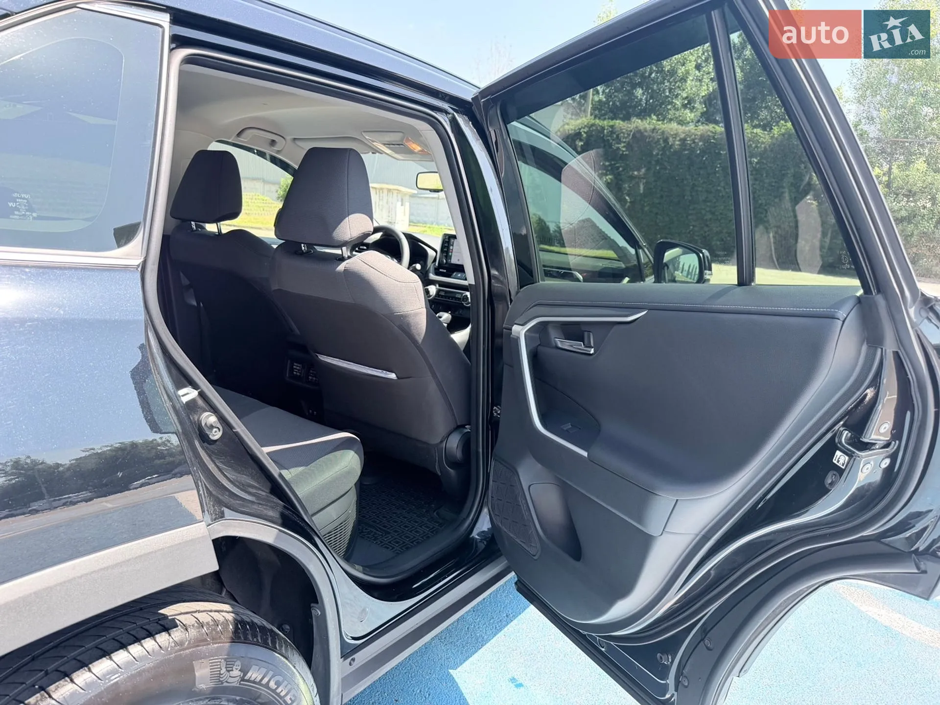 2019 Toyota RAV 4 - мініатюра 26