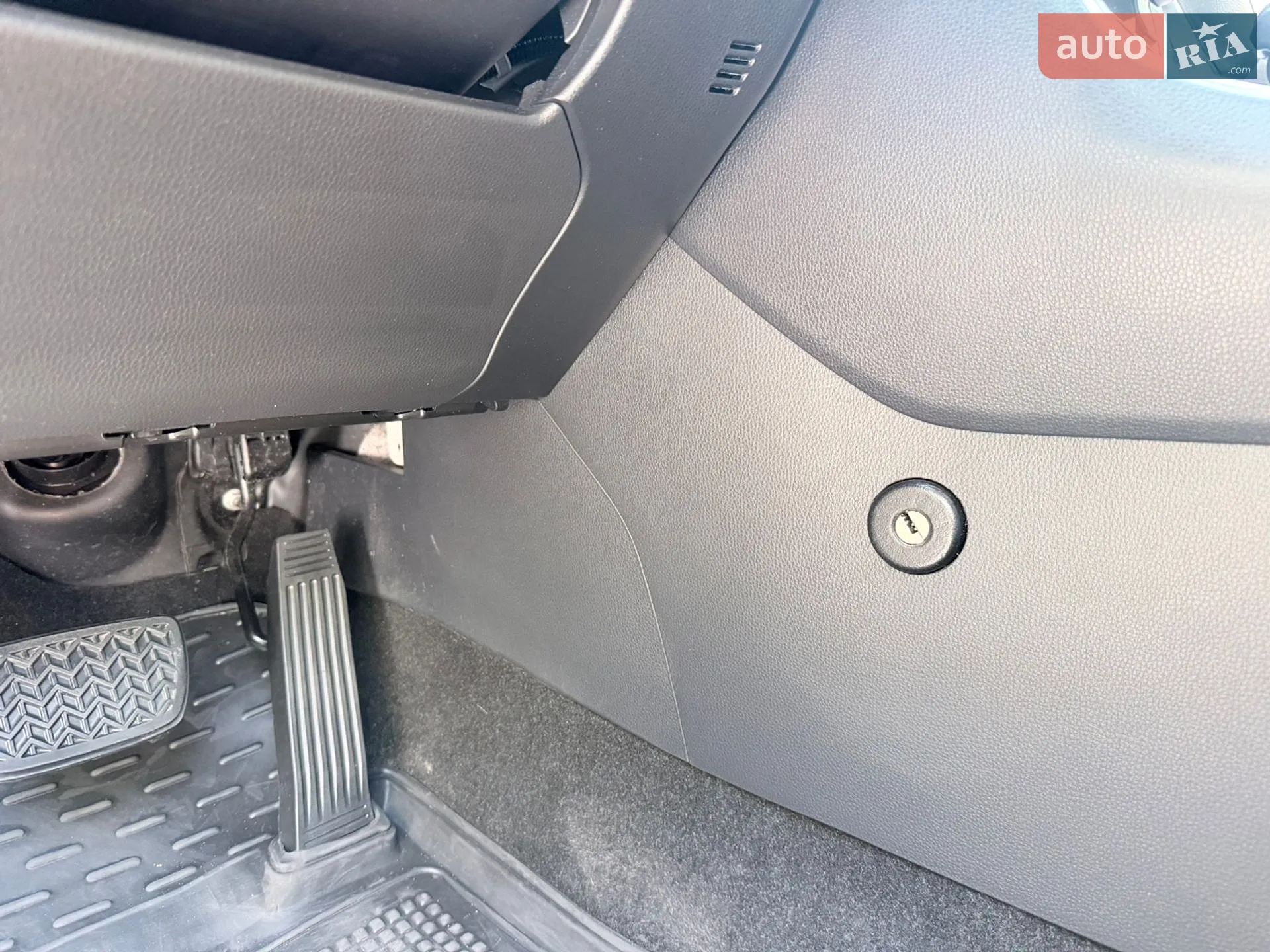 2019 Toyota RAV 4 - мініатюра 33