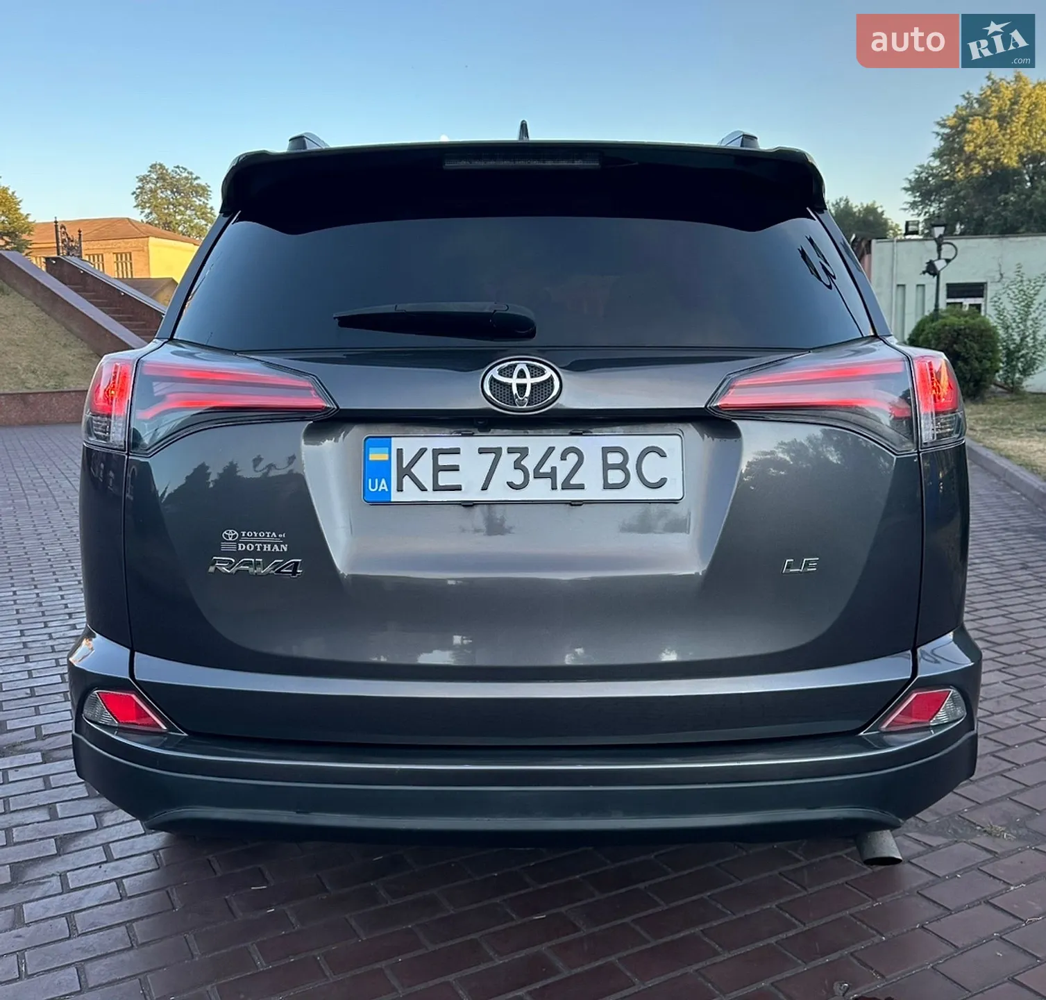 2017 Toyota RAV 4 - мініатюра 13