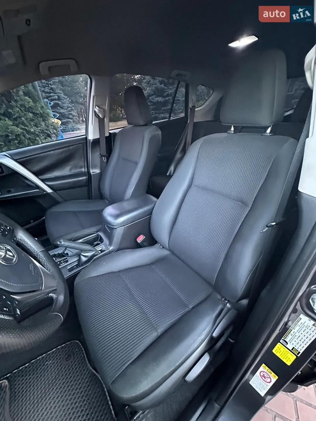 2017 Toyota RAV 4 - мініатюра 26
