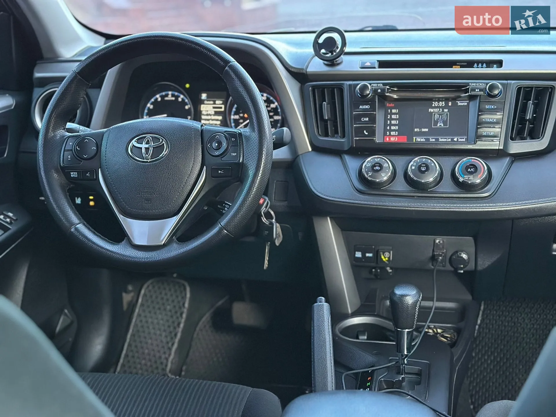 2017 Toyota RAV 4 - мініатюра 31