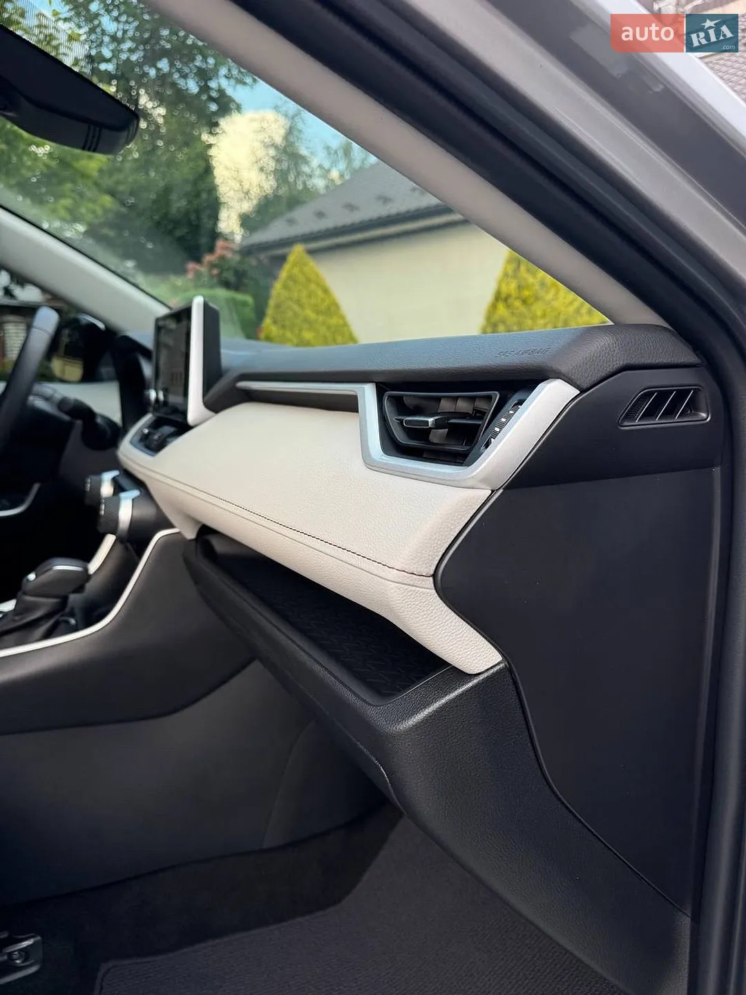2023 Toyota RAV 4 - мініатюра 17