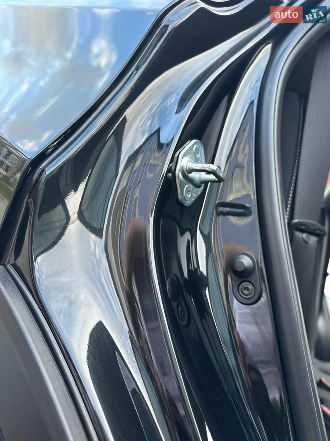 2017 Toyota RAV 4 - мініатюра 159