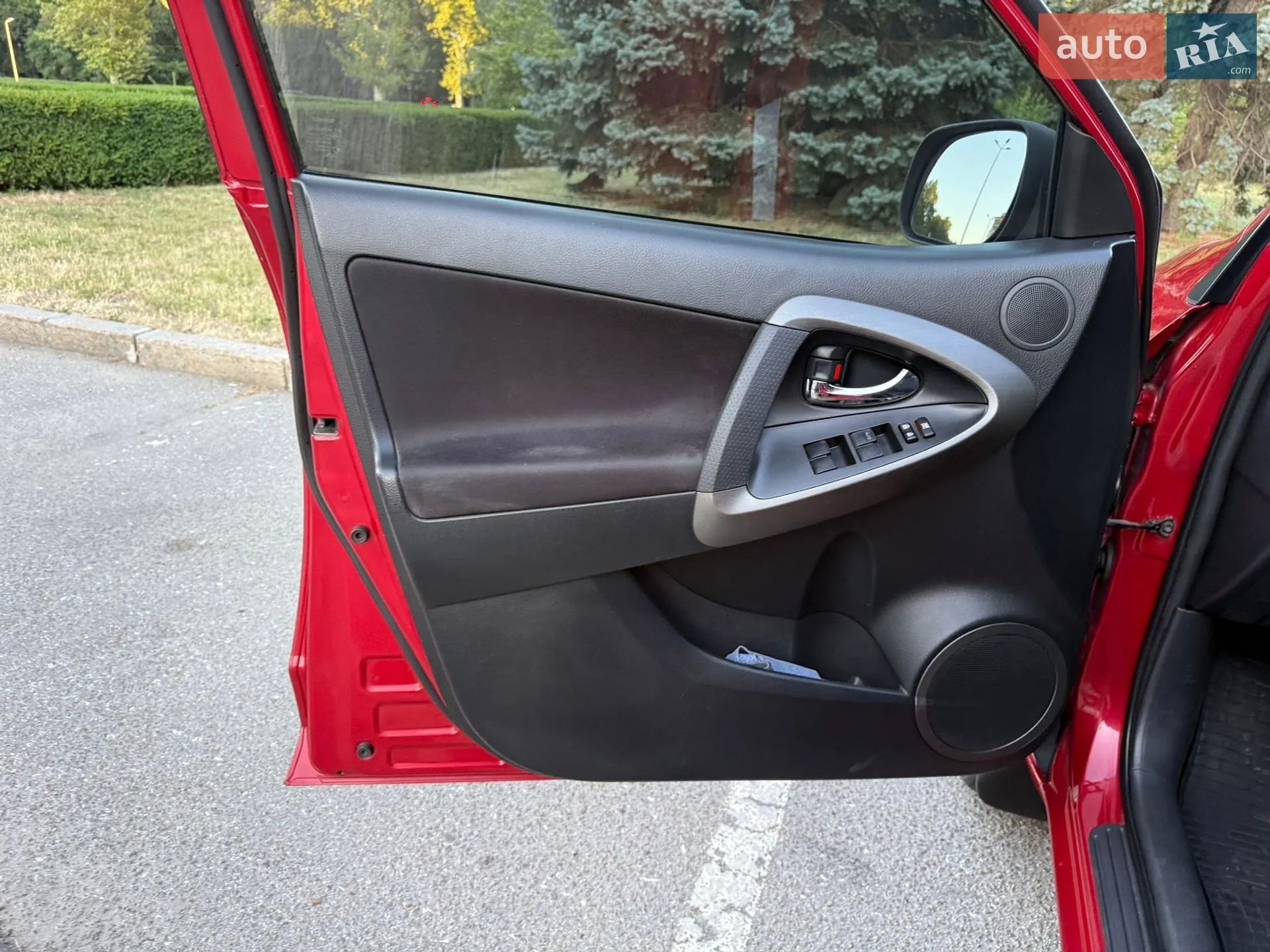 2012 Toyota RAV 4 - мініатюра 75