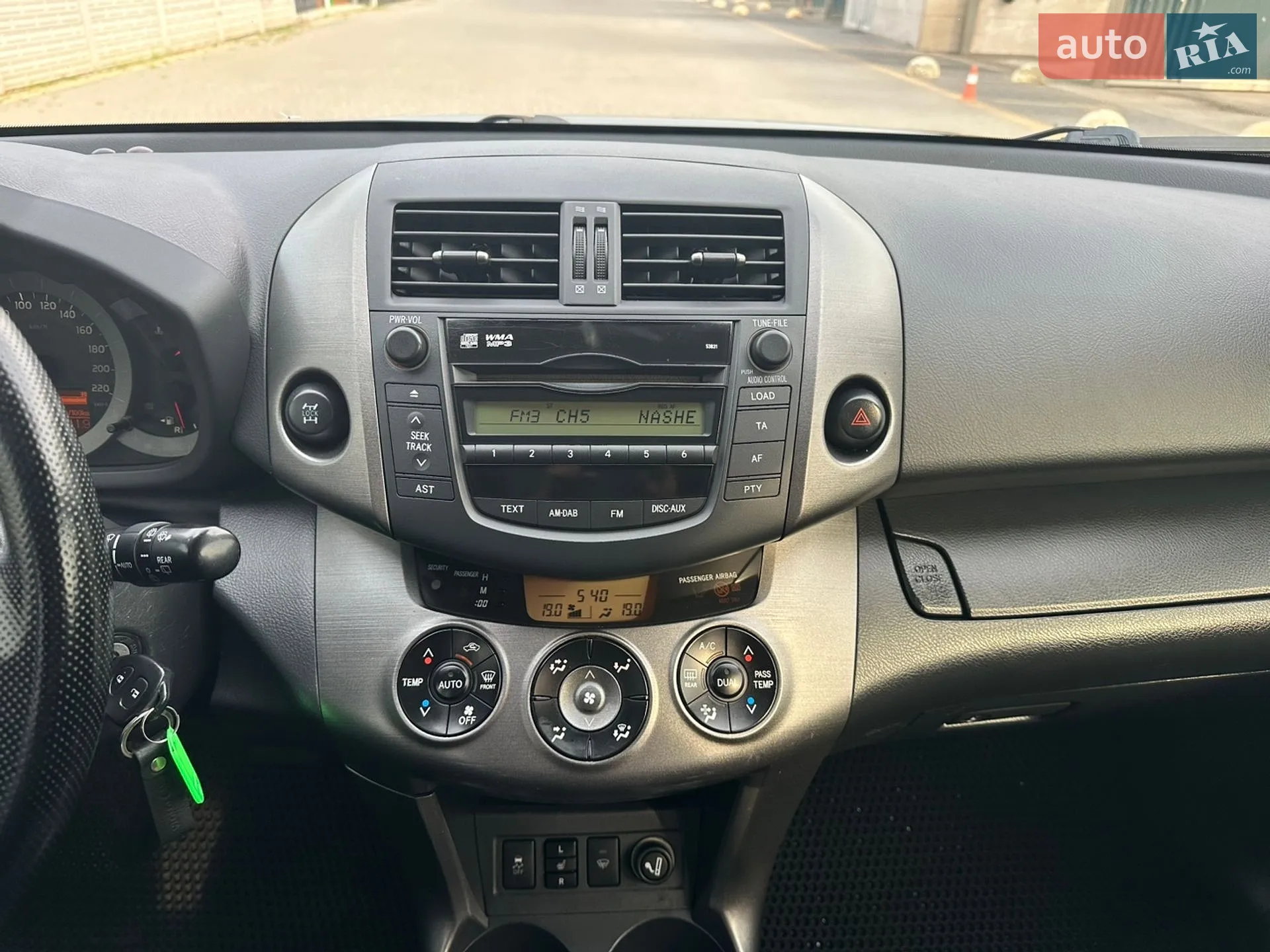 2011 Toyota RAV 4 - мініатюра 35