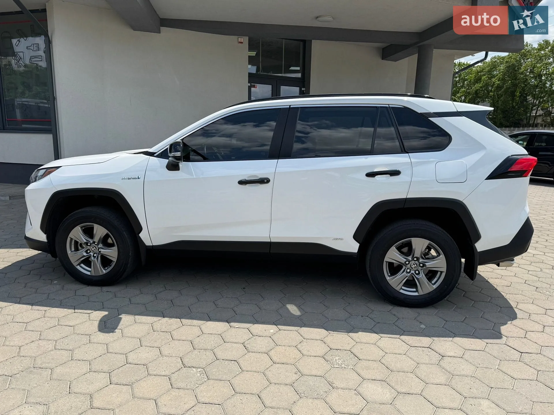 2023 Toyota RAV 4 - мініатюра 10