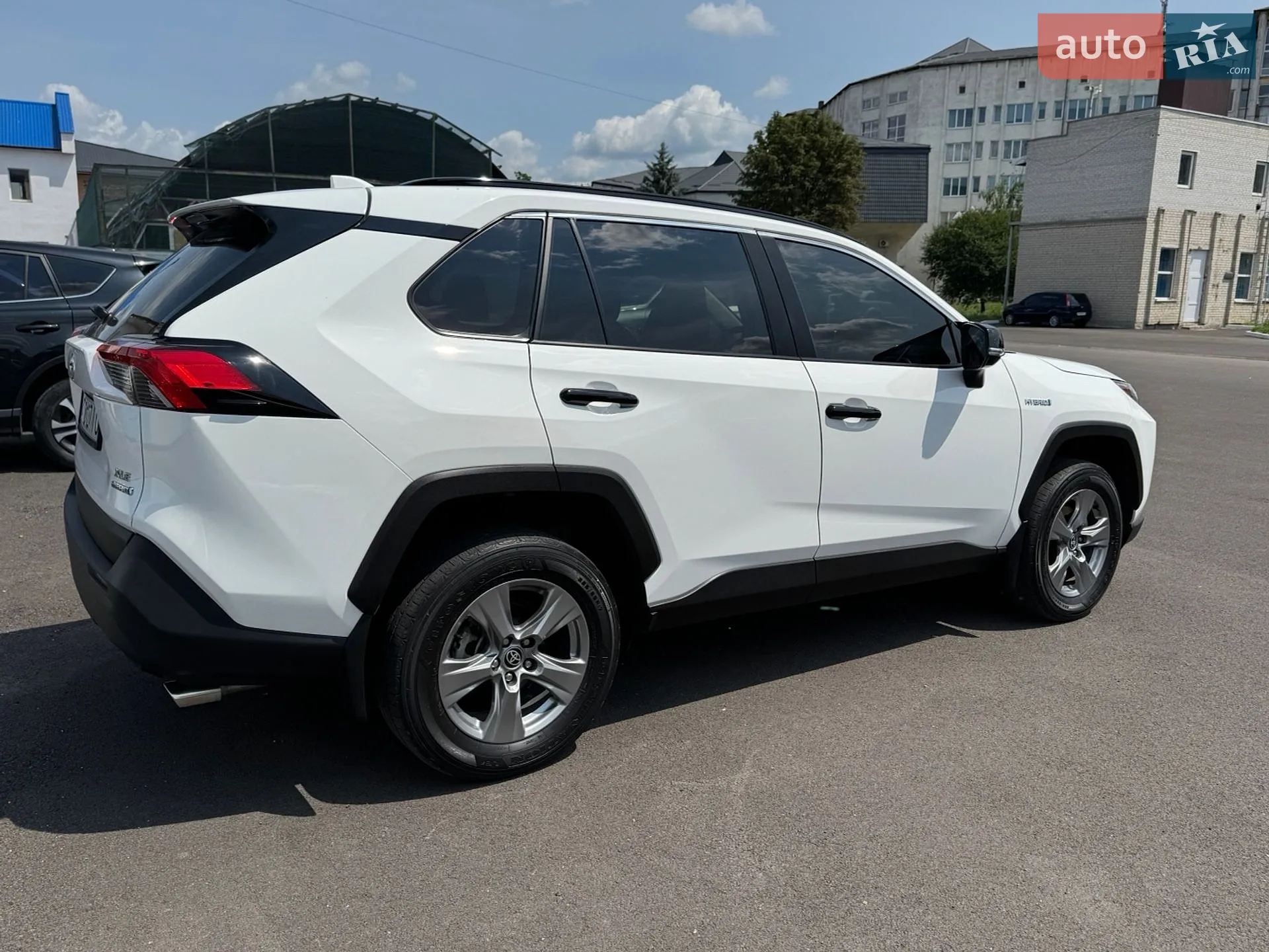 2023 Toyota RAV 4 - мініатюра 3