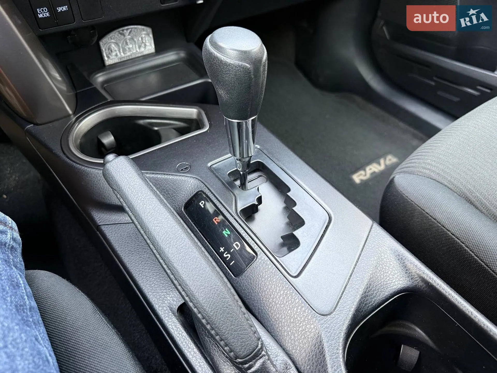 2016 Toyota RAV 4 - мініатюра 13
