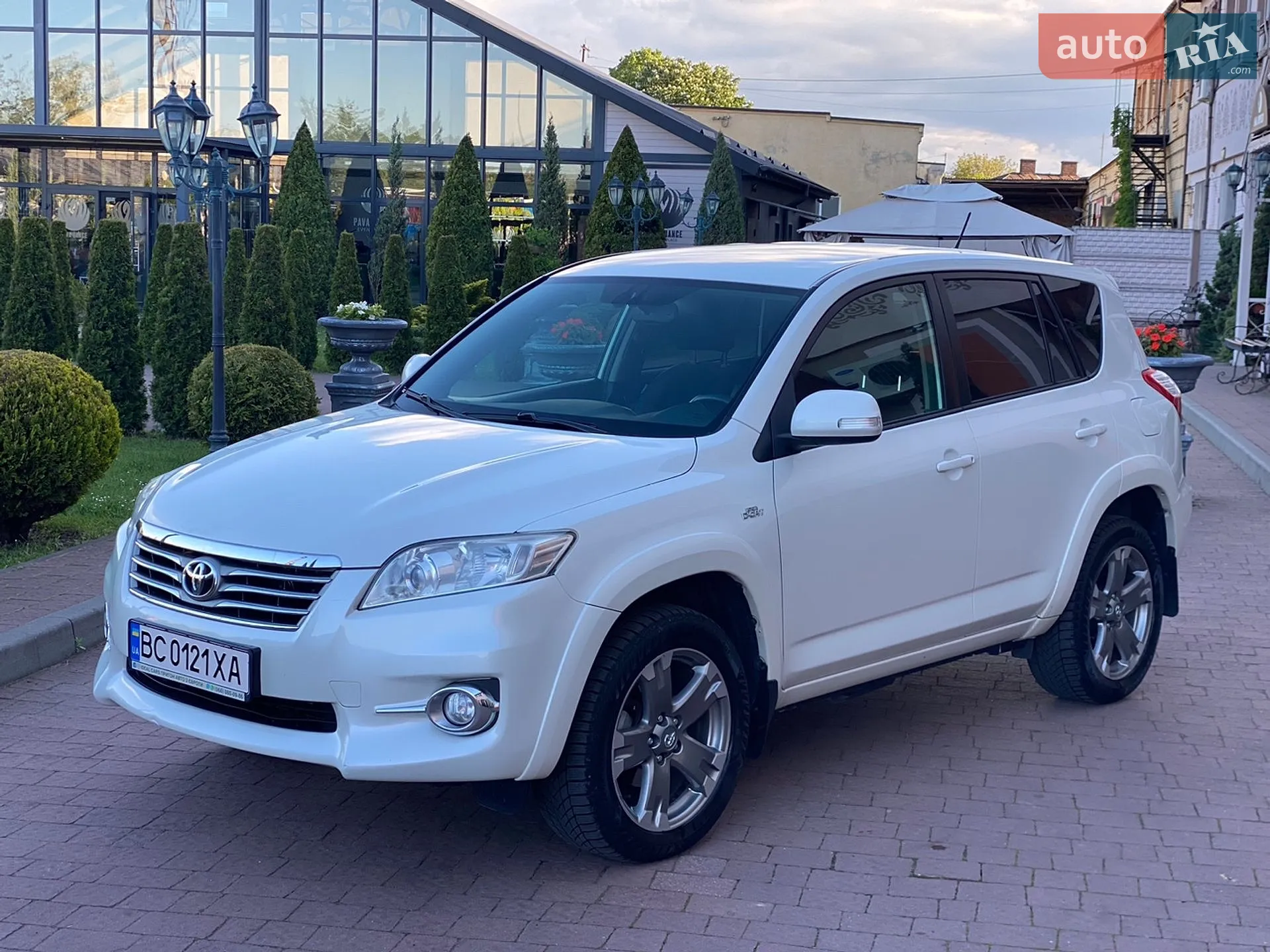 2011 Toyota RAV 4 - мініатюра 9