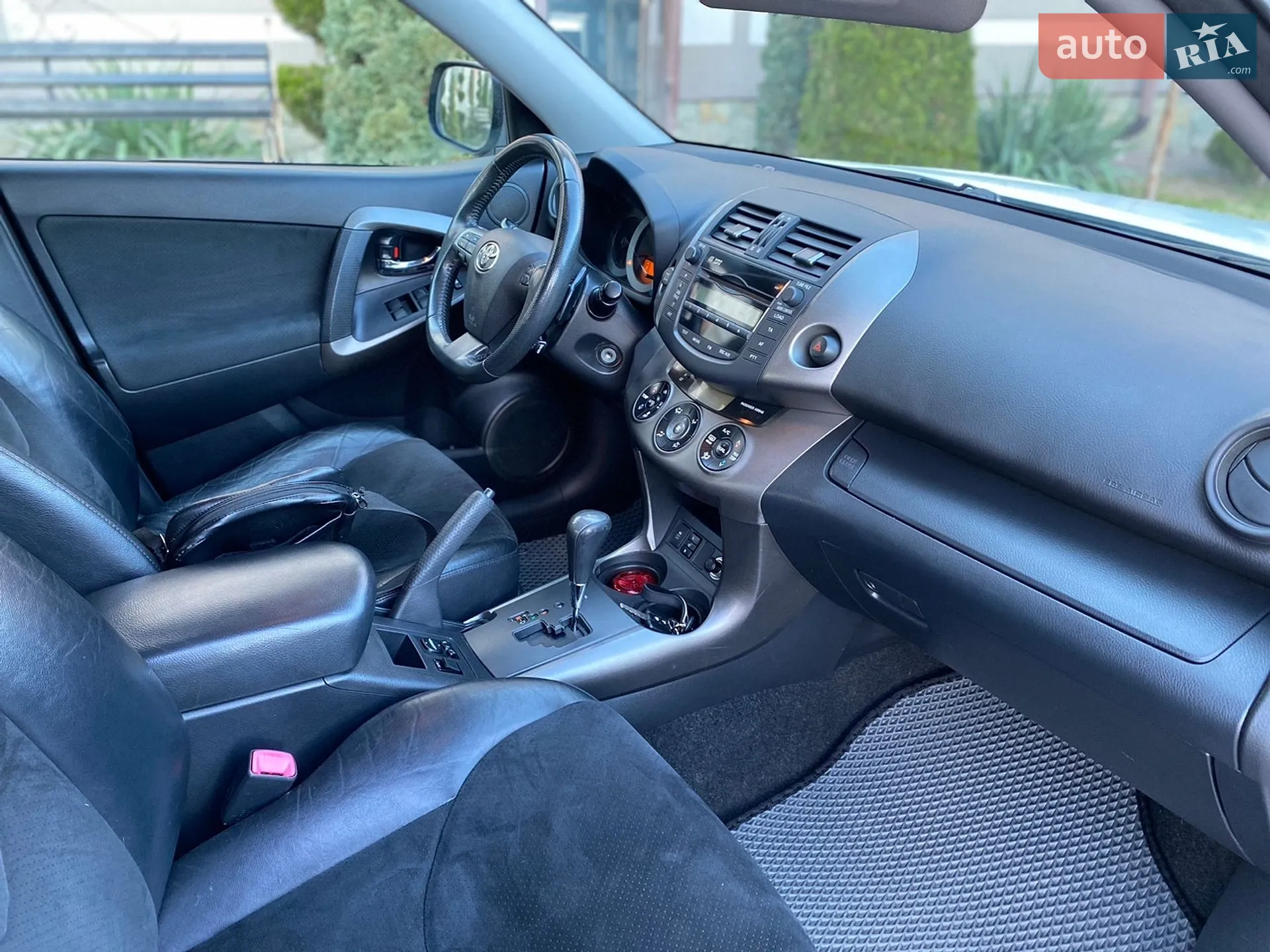 2011 Toyota RAV 4 - мініатюра 45