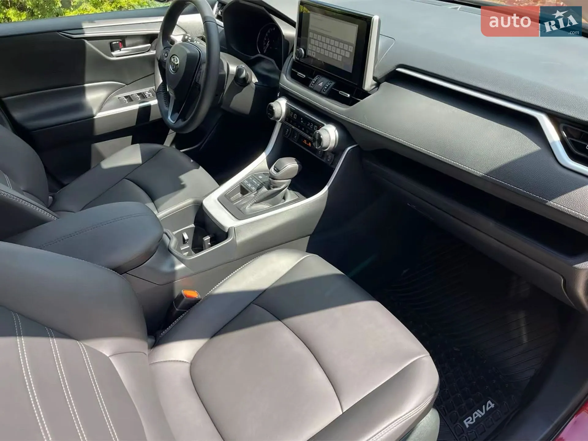 2025 Toyota RAV 4 - мініатюра 10