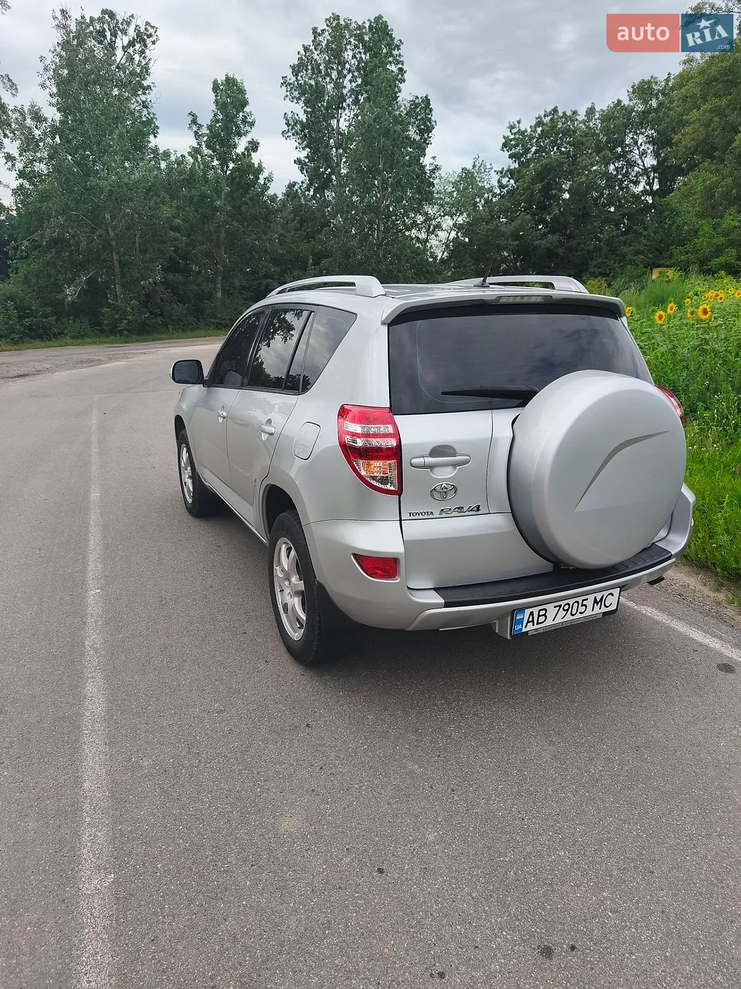 2010 Toyota RAV 4 - мініатюра 11