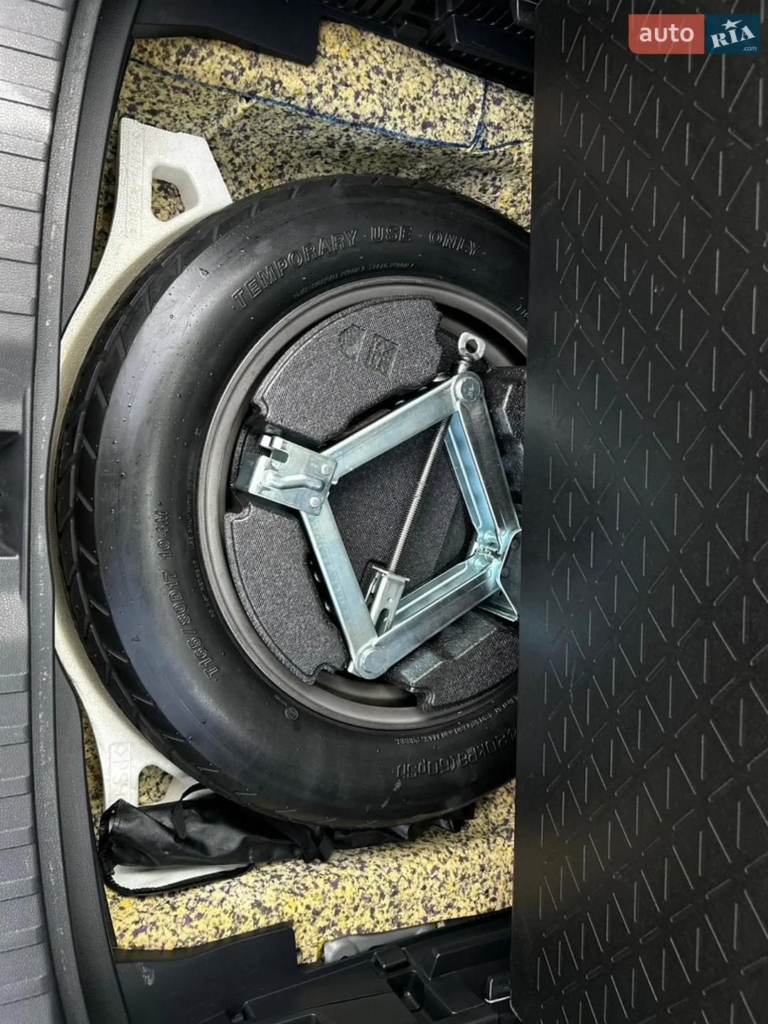 2019 Toyota RAV 4 - мініатюра 7