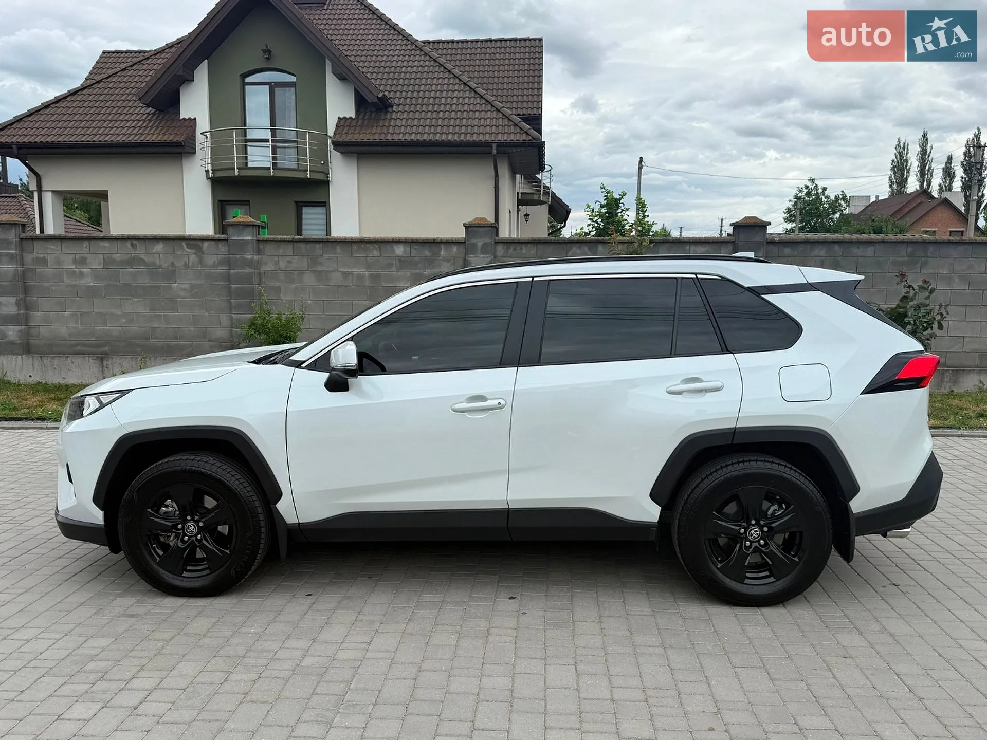 2023 Toyota RAV 4 - мініатюра 8