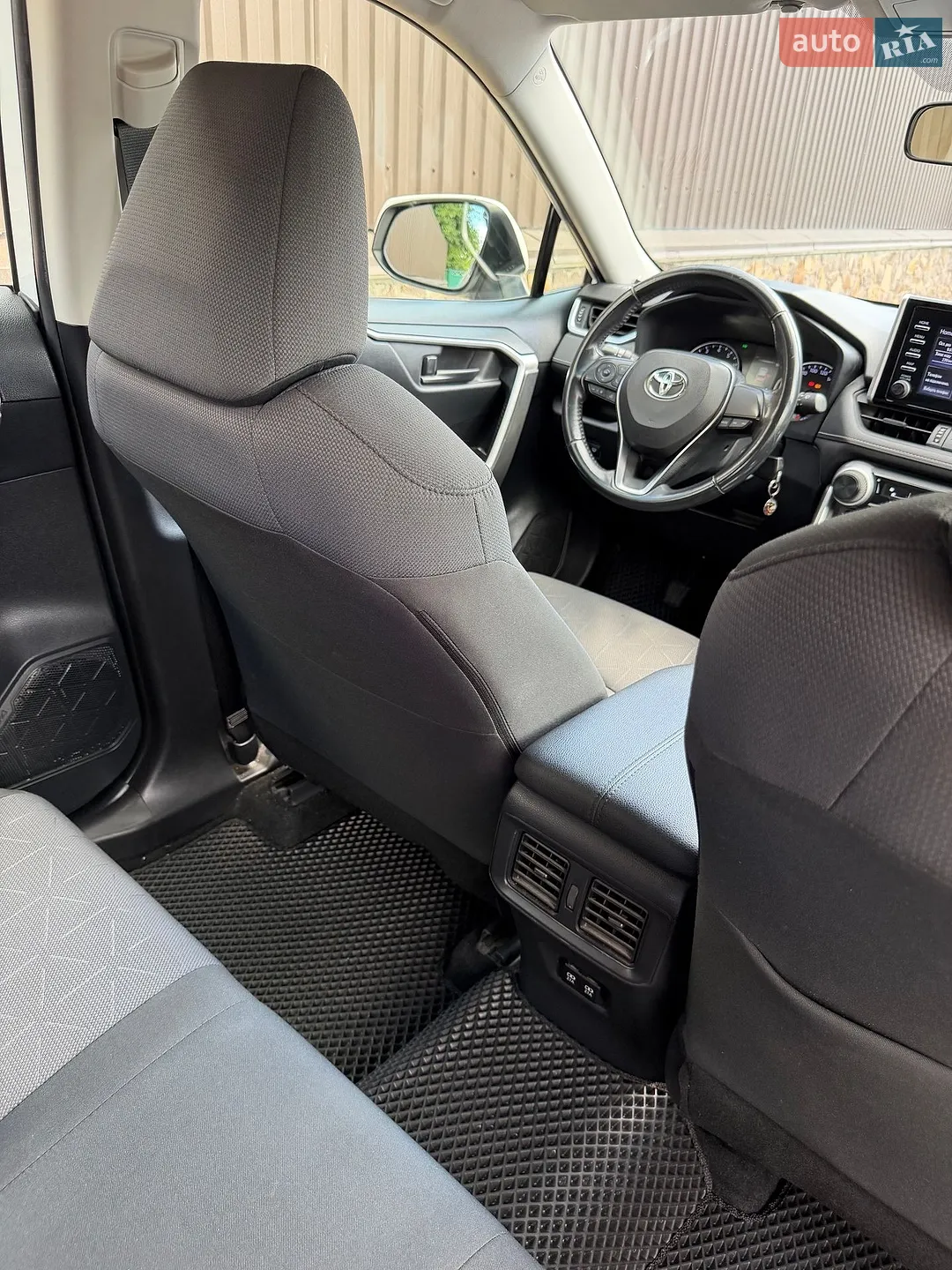 2019 Toyota RAV 4 - мініатюра 22
