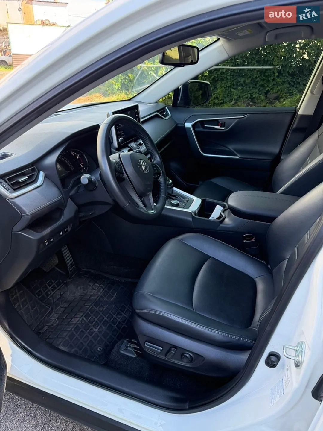 2022 Toyota RAV 4 - мініатюра 11