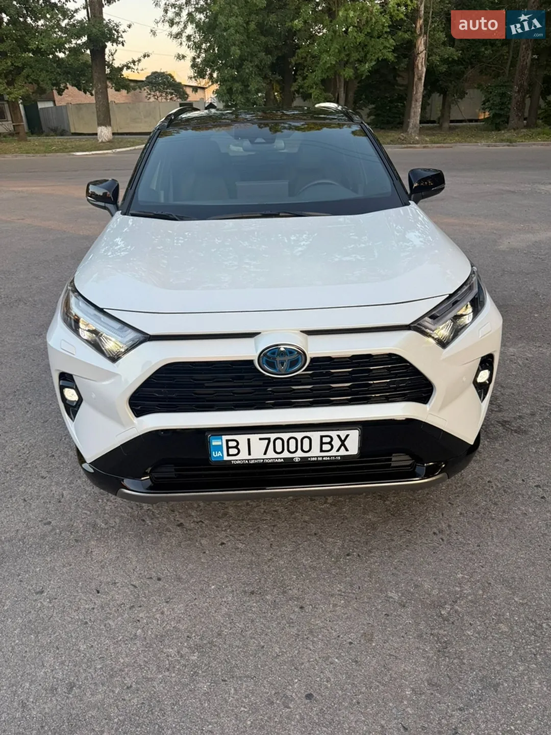 2025 Toyota RAV 4 - мініатюра 8