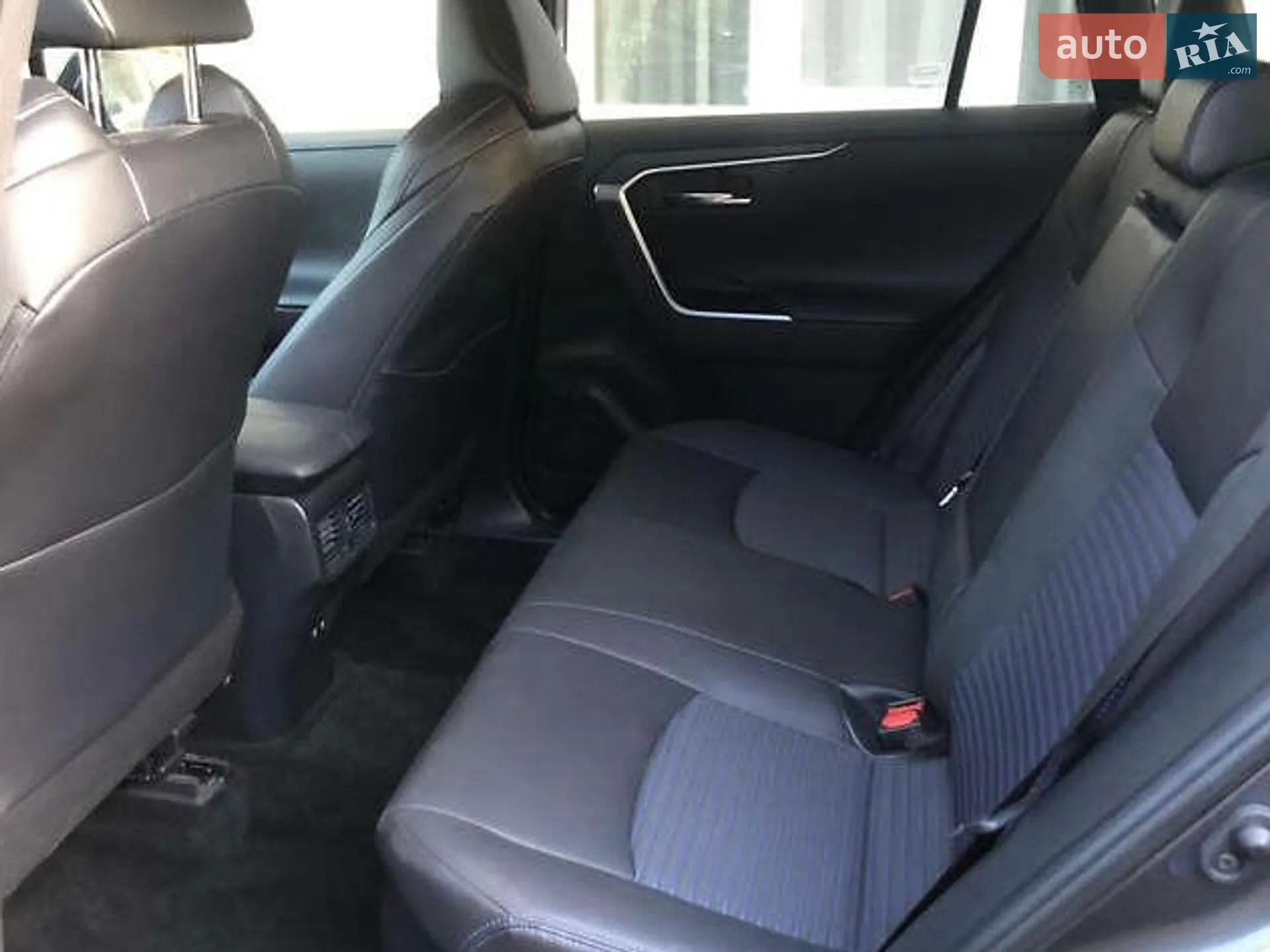 2021 Toyota RAV 4 - мініатюра 16