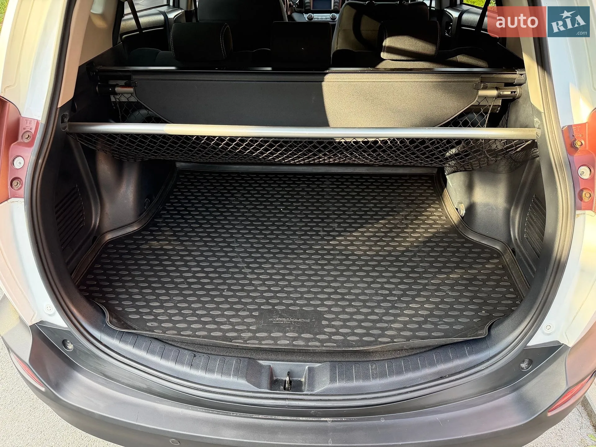 2014 Toyota RAV 4 - мініатюра 18