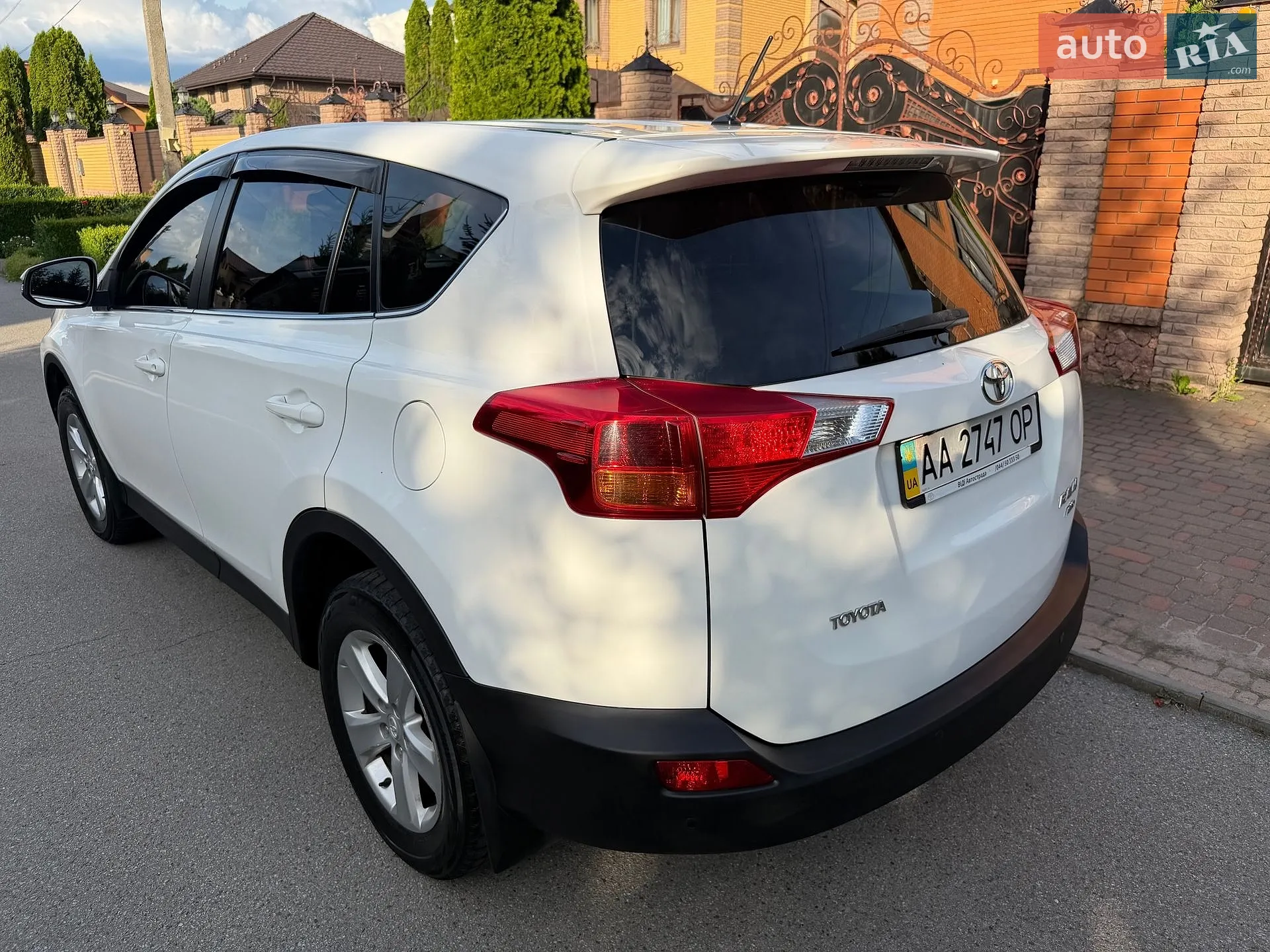 2014 Toyota RAV 4 - мініатюра 20
