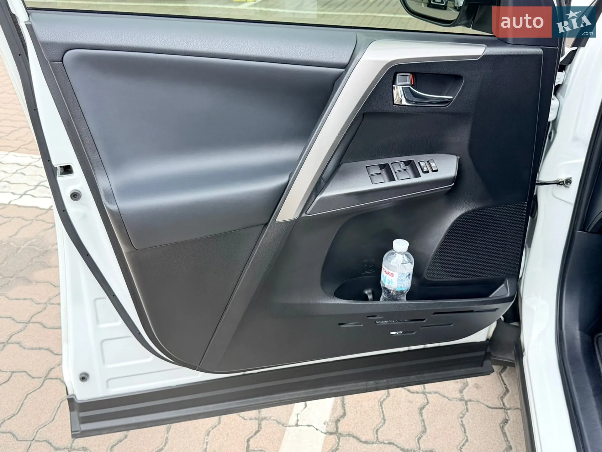 2018 Toyota RAV 4 - мініатюра 26
