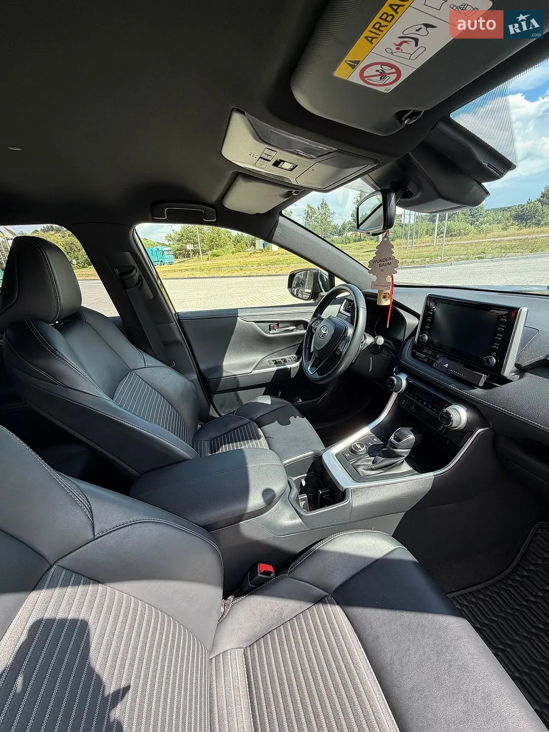 2022 Toyota RAV 4 - мініатюра 3