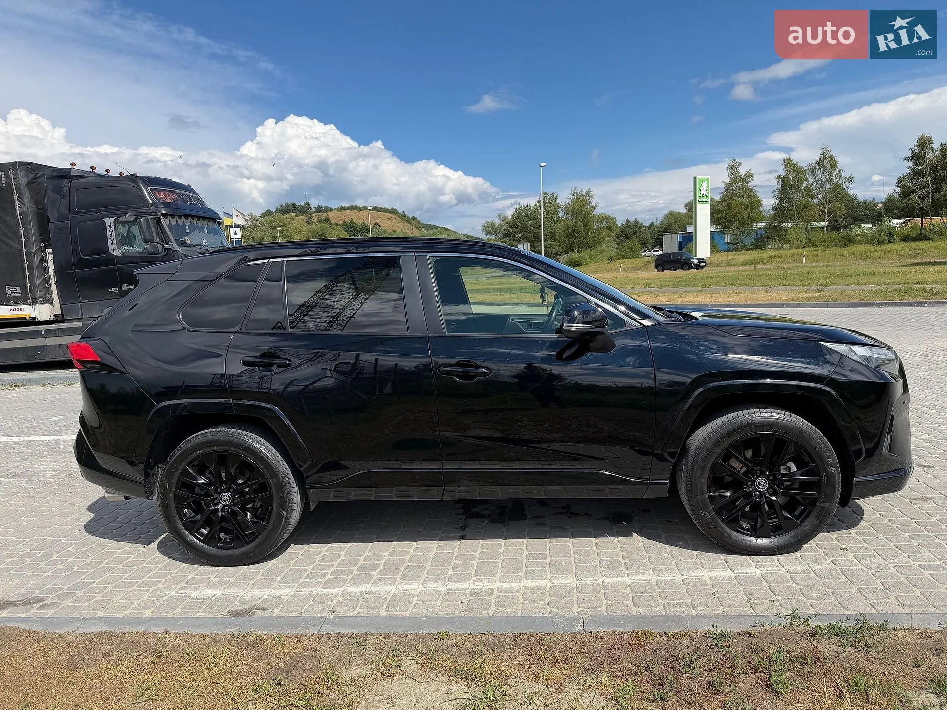2022 Toyota RAV 4 - мініатюра 10