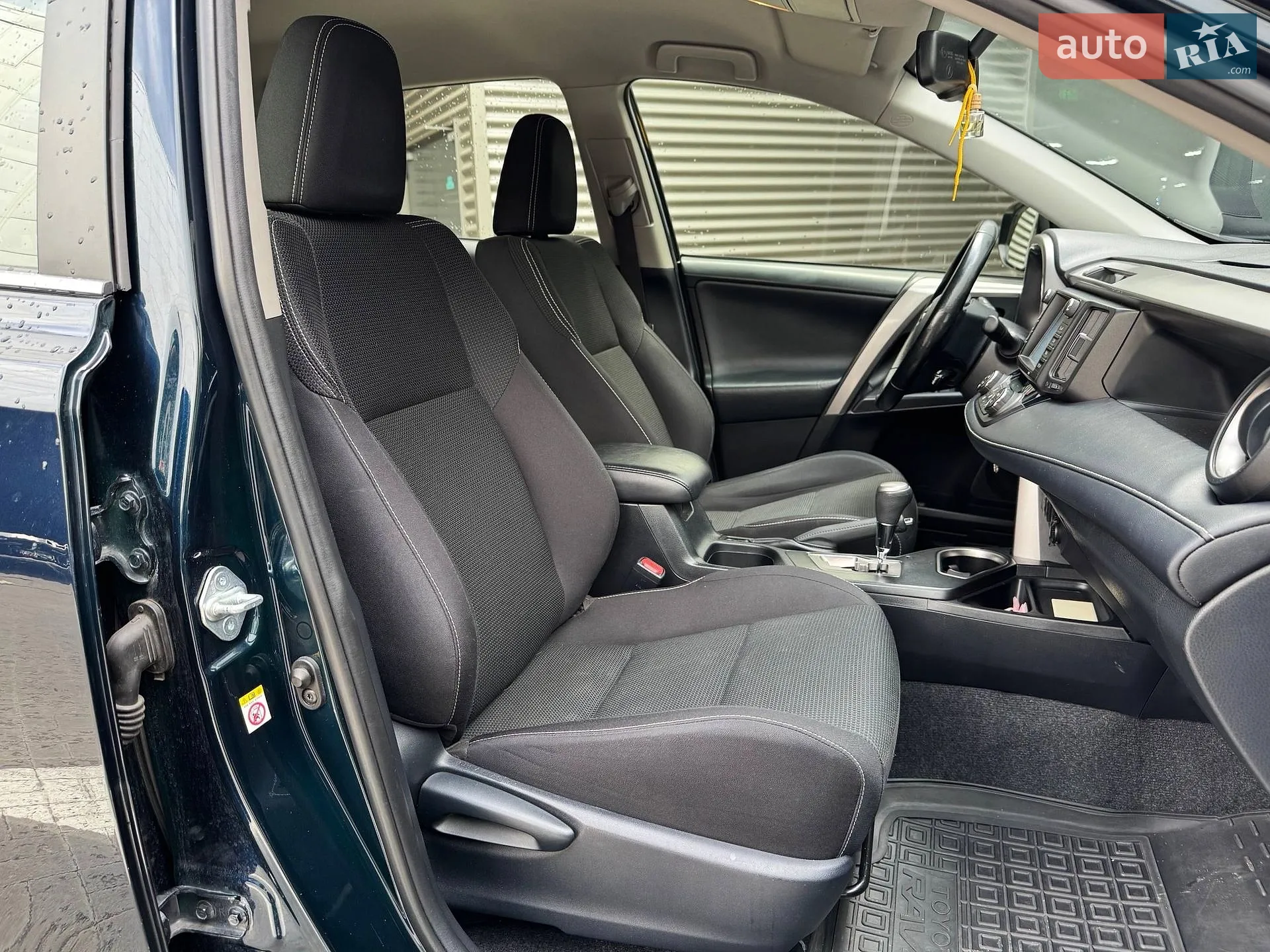 2017 Toyota RAV 4 - мініатюра 13