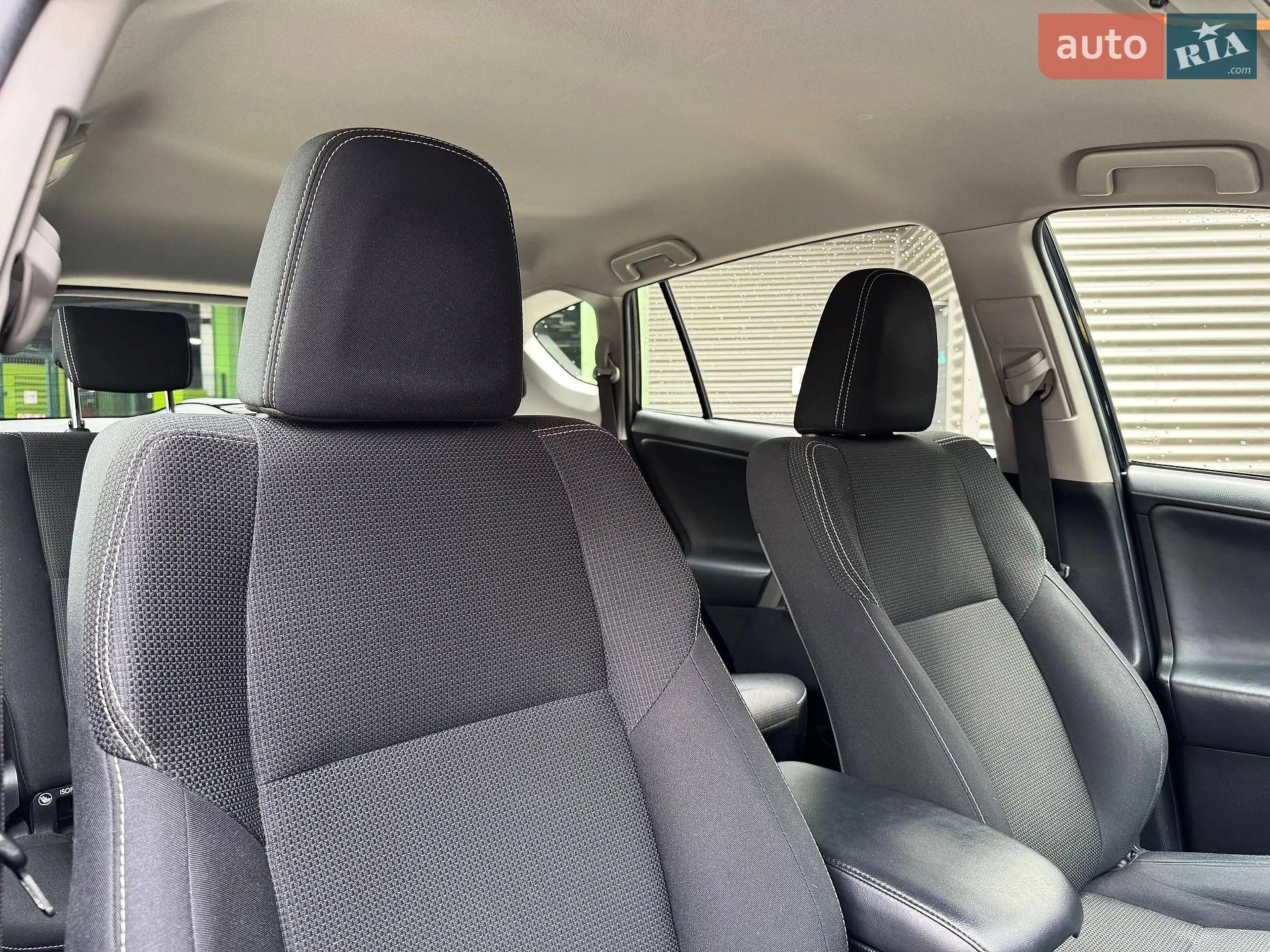 2017 Toyota RAV 4 - мініатюра 14