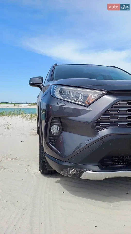 2020 Toyota RAV 4 - мініатюра 21
