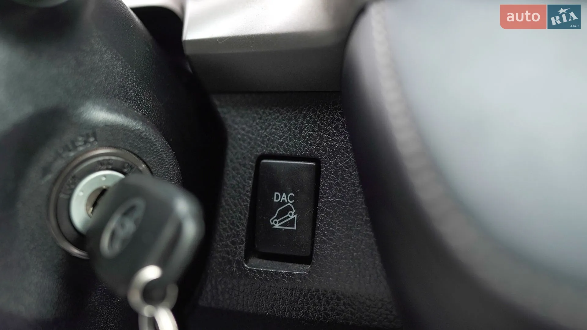 2014 Toyota RAV 4 - мініатюра 23