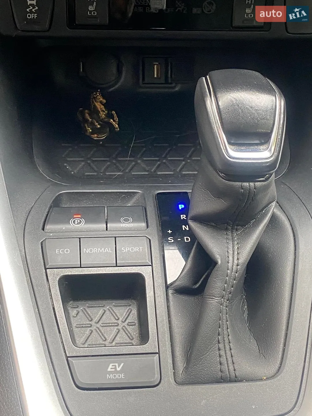 2021 Toyota RAV 4 - мініатюра 12