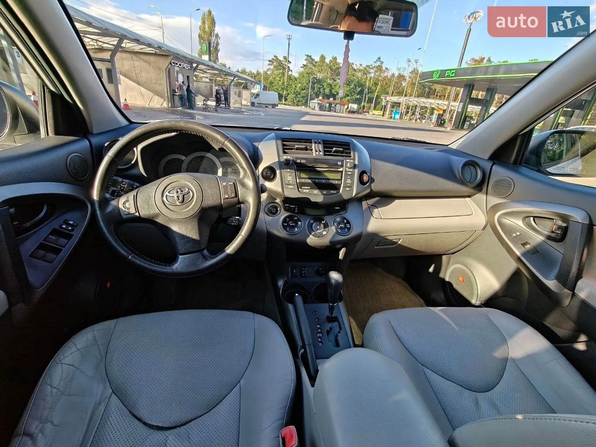 2011 Toyota RAV 4 - мініатюра 31