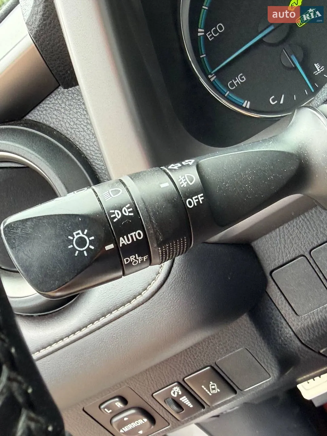 2017 Toyota RAV 4 - мініатюра 21