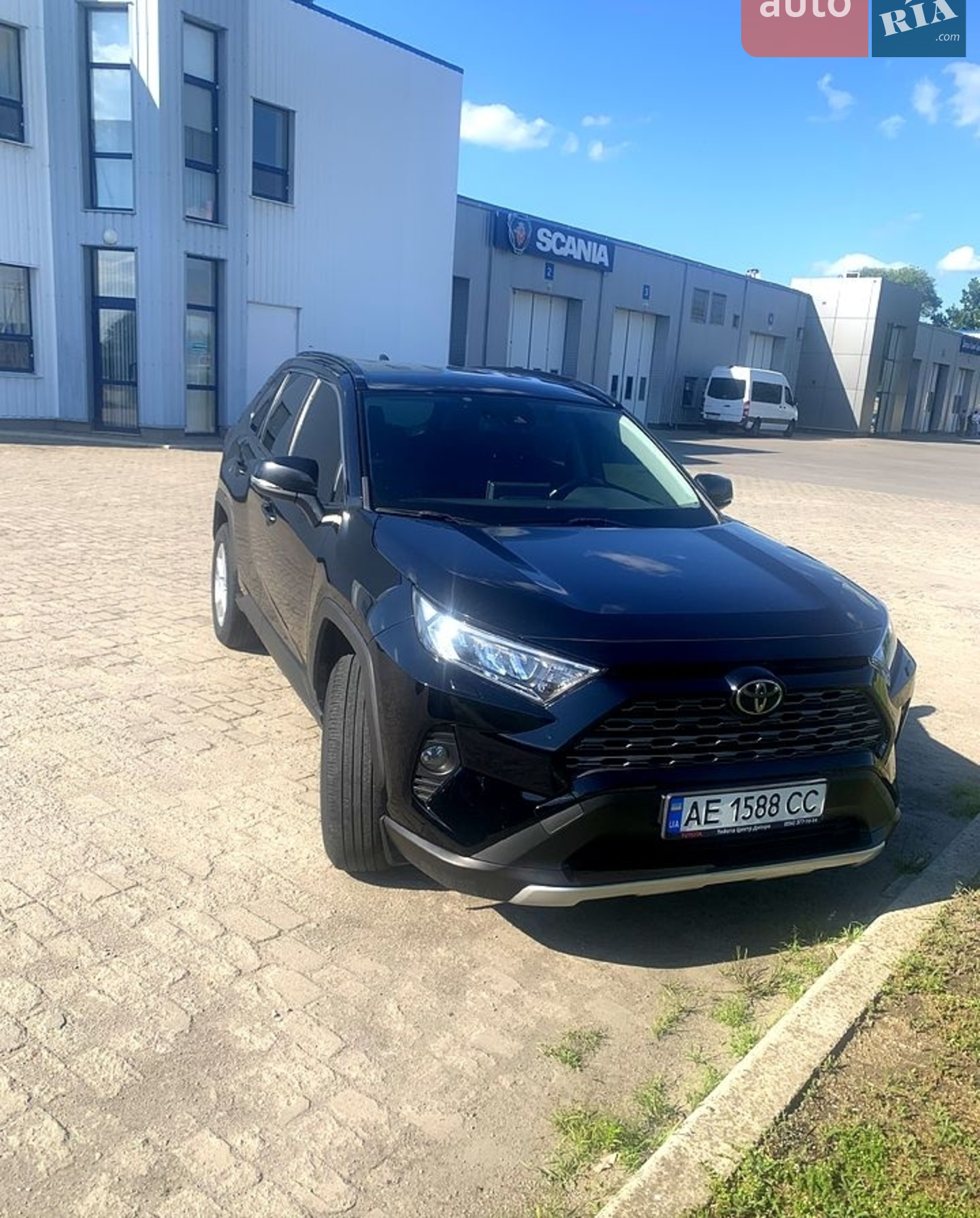 2020 Toyota RAV 4 - фото 1