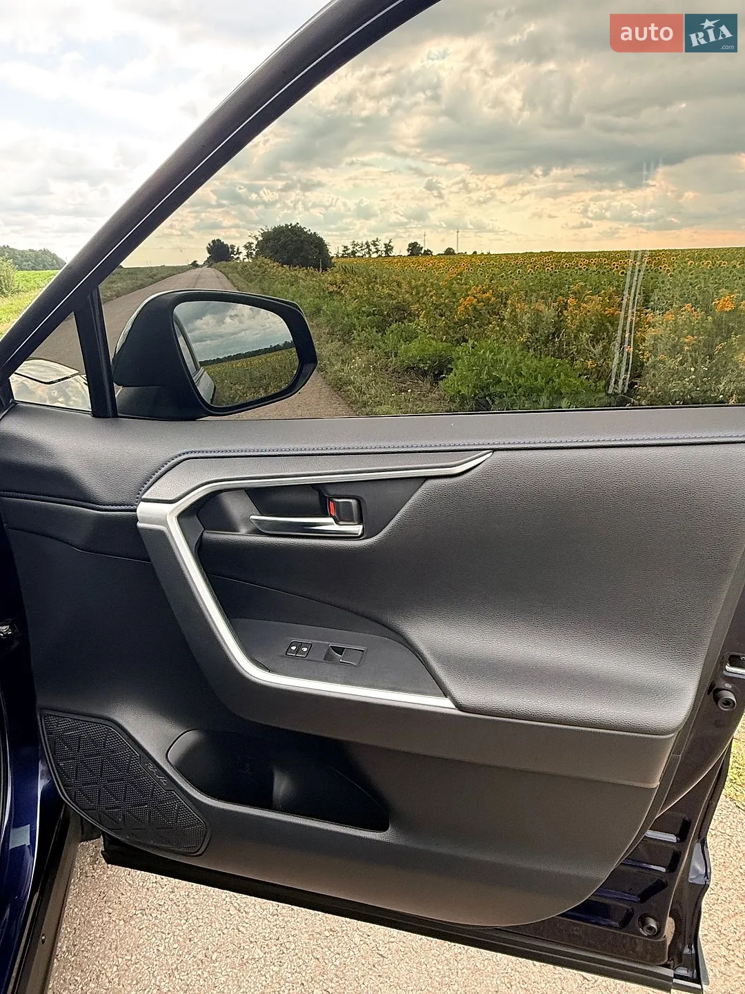 2021 Toyota RAV 4 - мініатюра 34