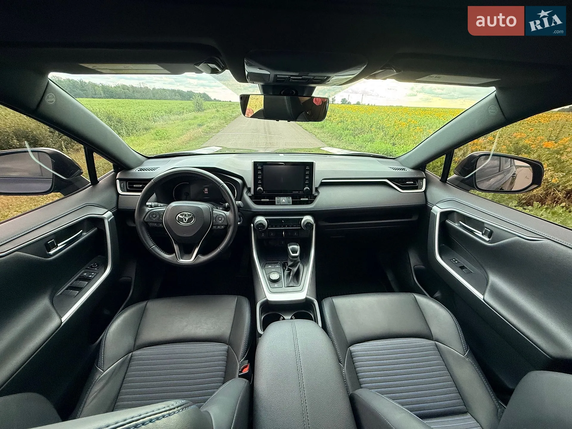 2021 Toyota RAV 4 - мініатюра 36