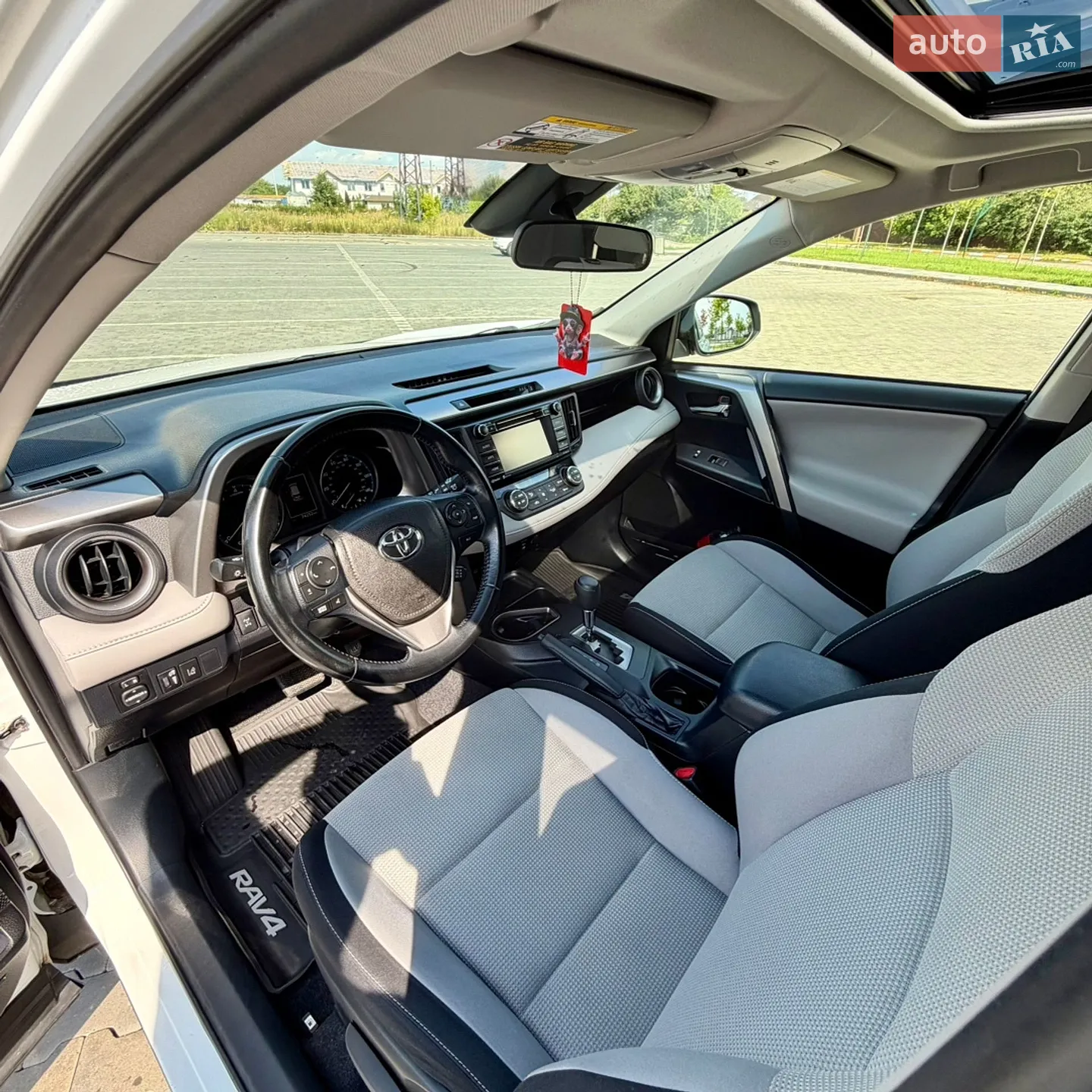 2017 Toyota RAV 4 - мініатюра 10