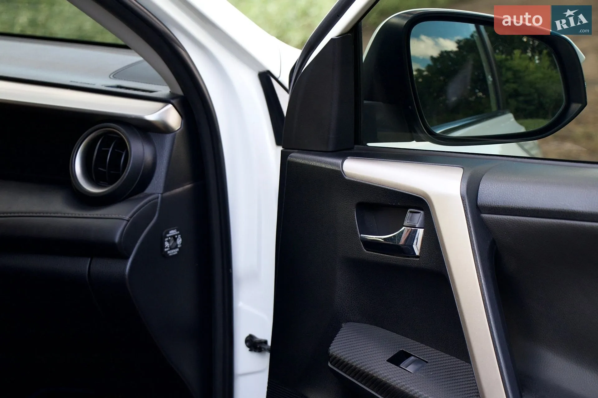2013 Toyota RAV 4 - мініатюра 38