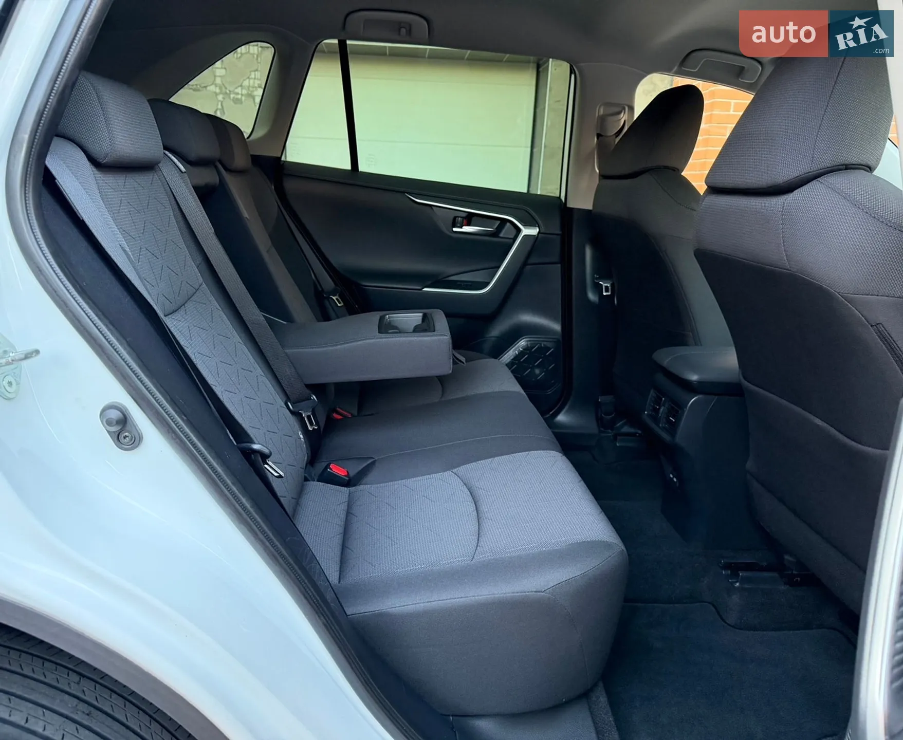 2022 Toyota RAV 4 - мініатюра 36