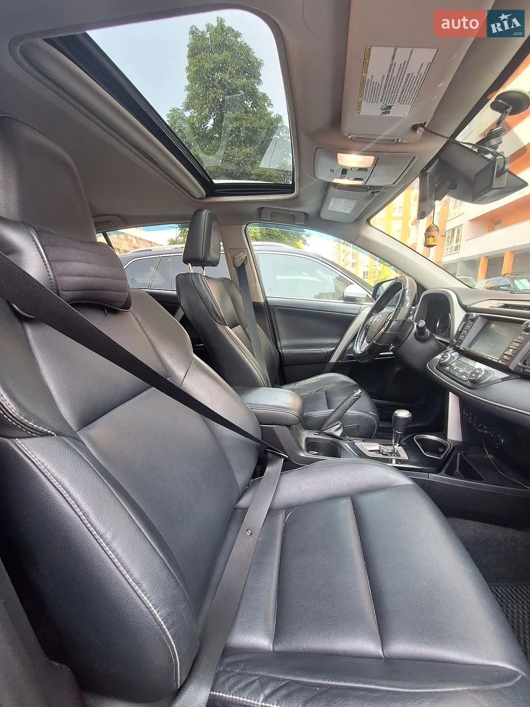 2016 Toyota RAV 4 - мініатюра 9