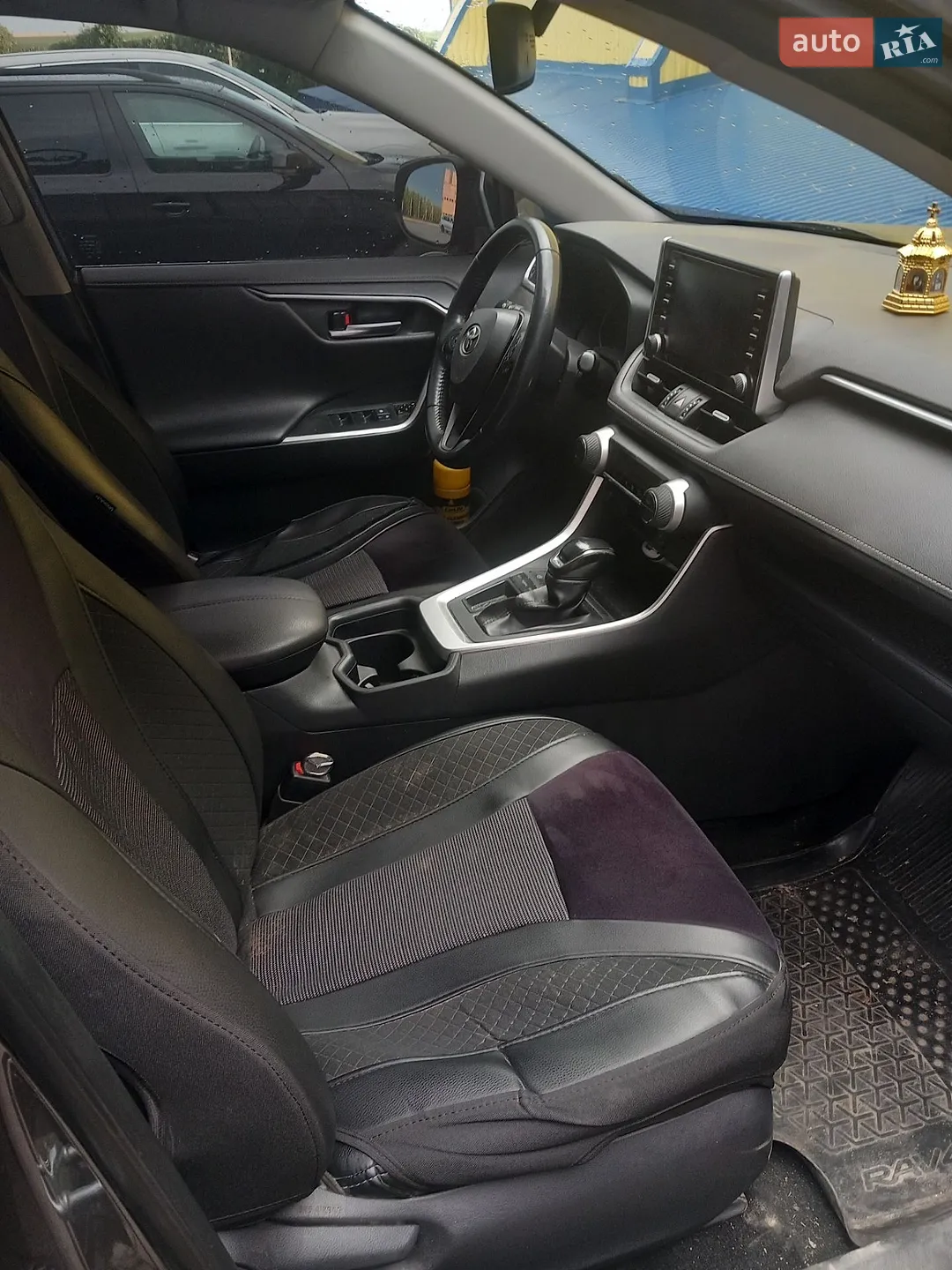 2019 Toyota RAV 4 - мініатюра 10
