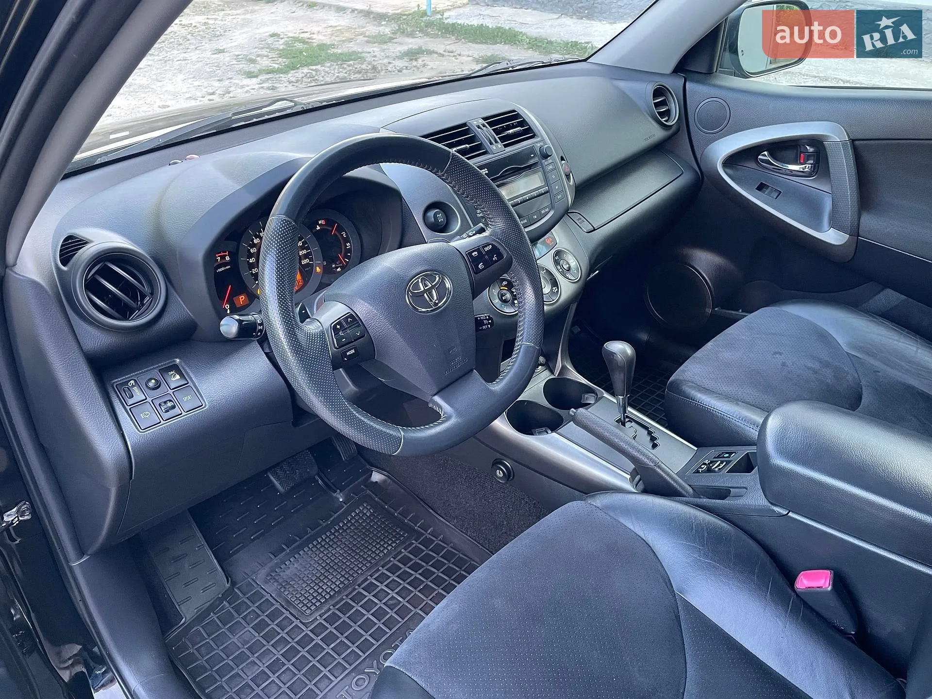 2011 Toyota RAV 4 - мініатюра 122