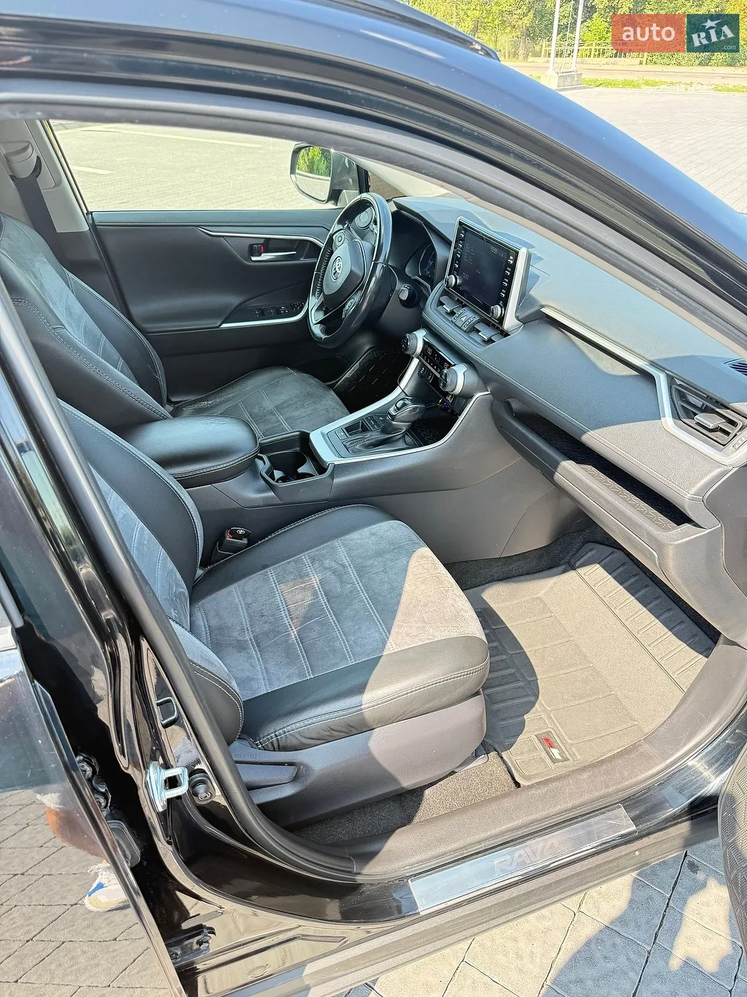 2020 Toyota RAV 4 - мініатюра 40