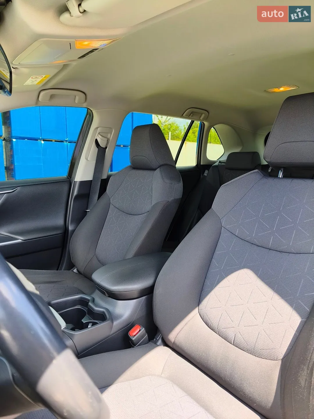 2020 Toyota RAV 4 - мініатюра 25