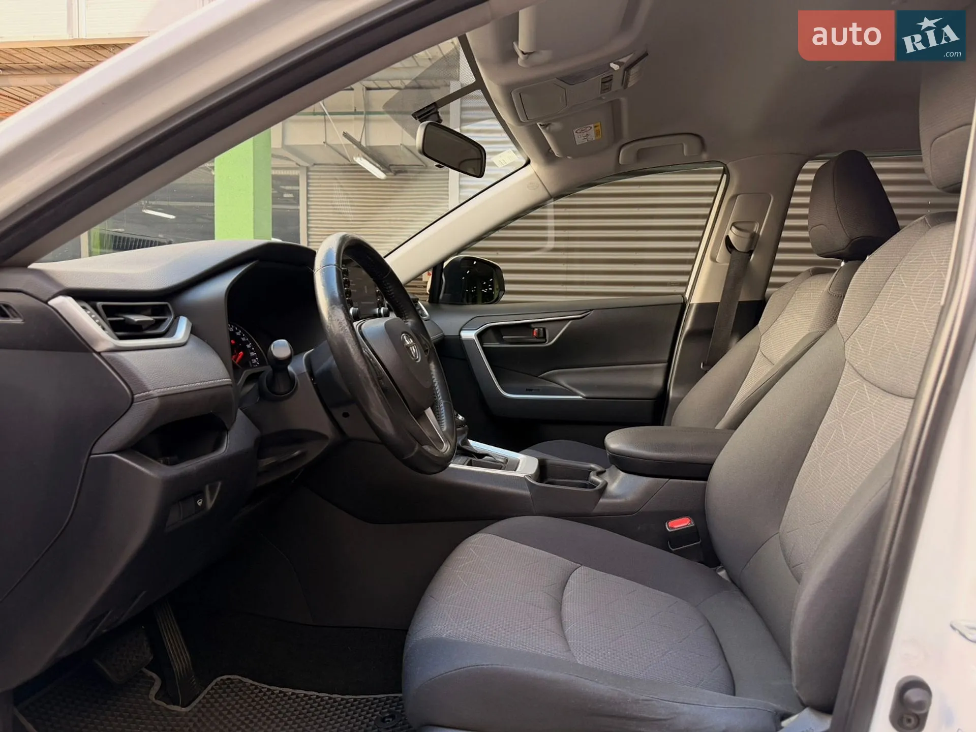 2018 Toyota RAV 4 - мініатюра 14